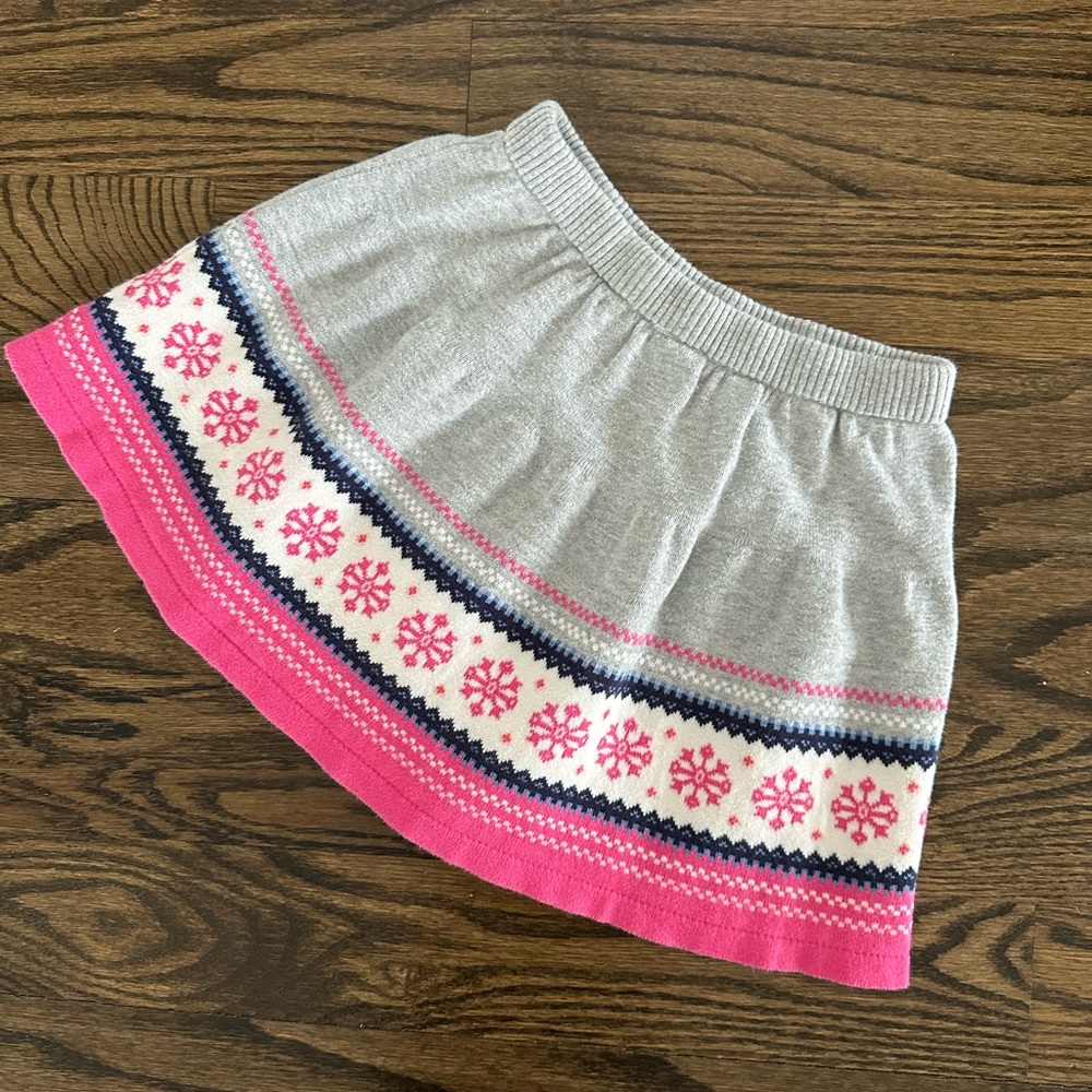 Adorable Winter Size 5 Skirt * Worn Twice